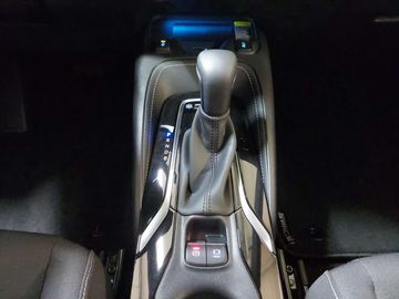 Car image 12