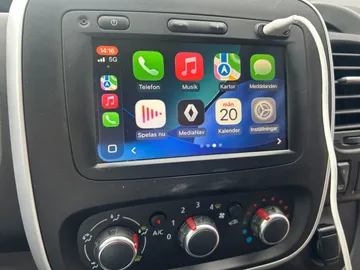 Car image 29