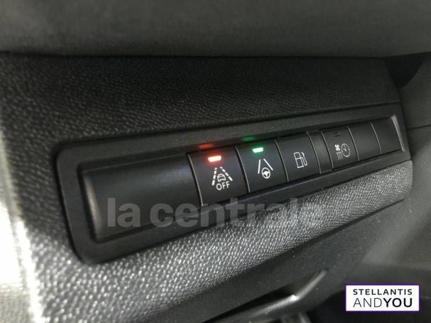 Peugeot 3008 Hybrid4 e-EAT8 221 kW image number 24