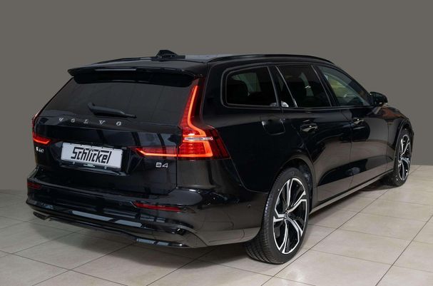 Volvo V60 B4 Ultimate 145 kW image number 3