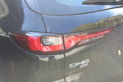 Car image 30