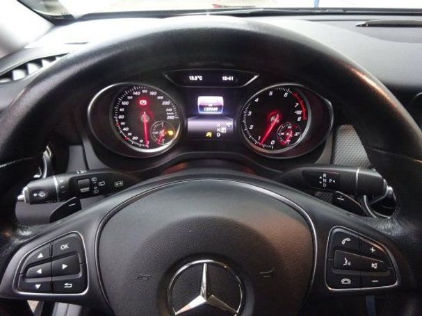 Mercedes-Benz GLA 180 90 kW image number 15