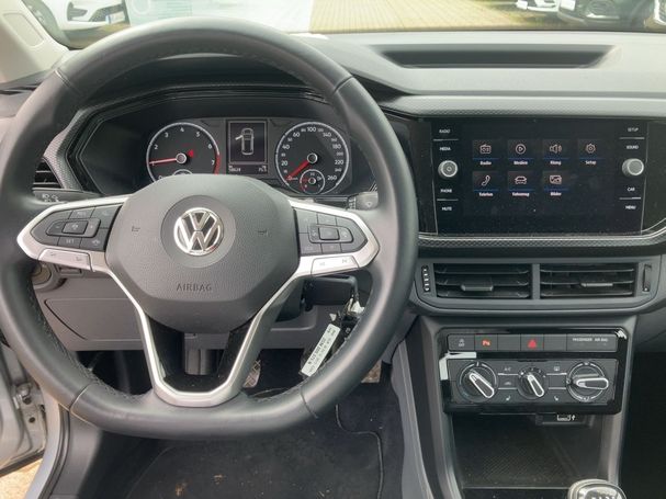 Volkswagen T-Cross 1.0 TSI Life 70 kW image number 5