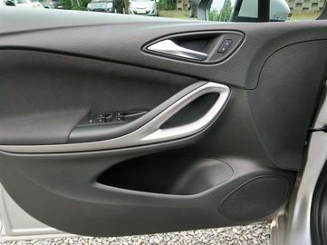 Car image 31