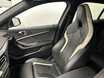 Car image 37