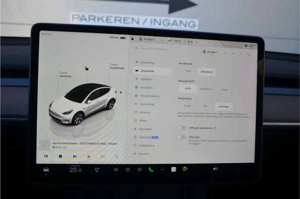 Tesla Model Y Long Range AWD 258 kW image number 20