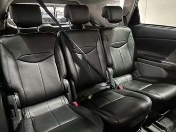 Car image 31