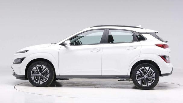 Hyundai Kona EV 150 kW image number 9