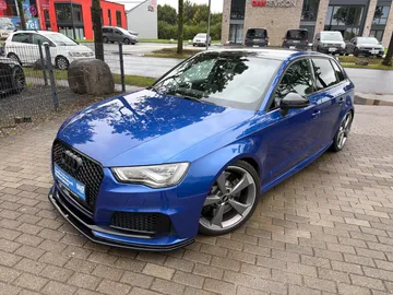 Car image 27