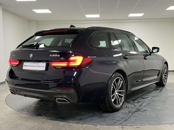 BMW 530 Touring xDrive 137 kW image number 4