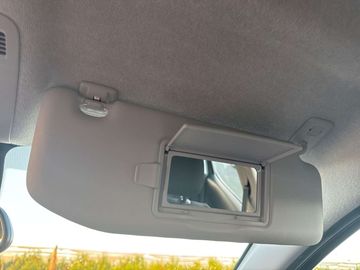 Car image 36