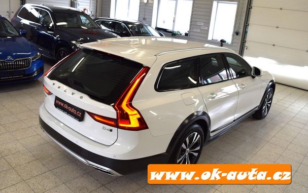 Volvo V90 Cross Country D4 AWD 140 kW image number 8