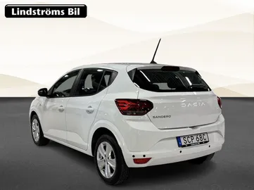 Car image 4
