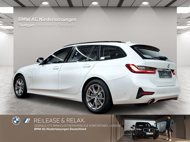 BMW 330 e Touring M Sport 215 kW image number 2