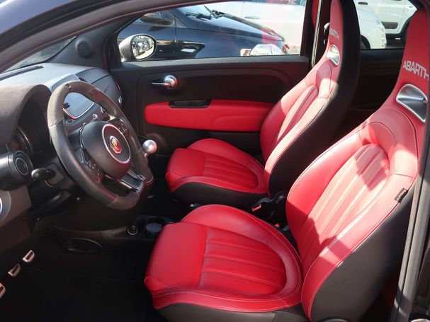 Abarth 595 Competizione 1.4 T-Jet 180 132 kW image number 3