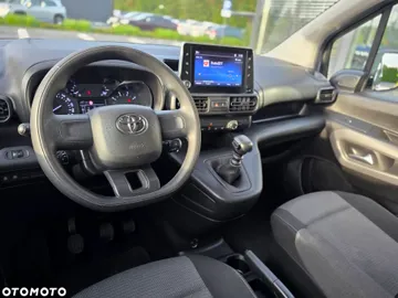 Car image 39