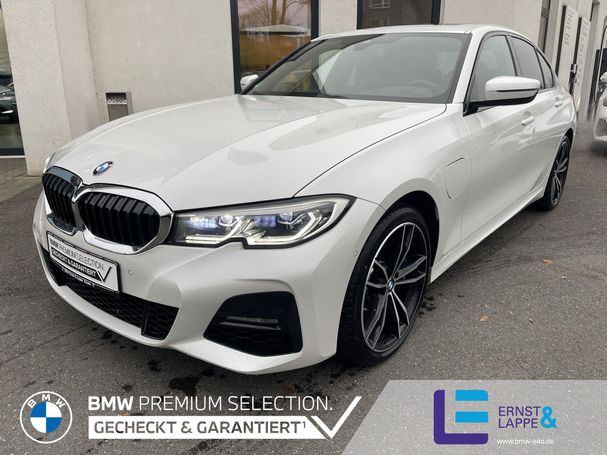 BMW 330e M Sport xDrive 215 kW image number 1