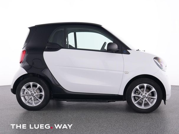 Smart ForTwo coupe EQ passion 60 kW image number 11