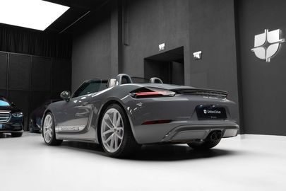 Car image 31