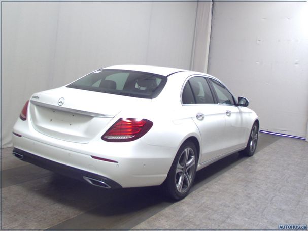 Mercedes-Benz E 220 d Avantgarde 143 kW image number 4