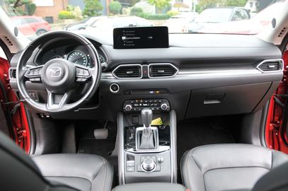 Car image 15