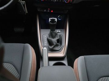 Car image 21