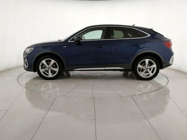 Audi Q3 45 TFSIe S tronic S-line 180 kW image number 5