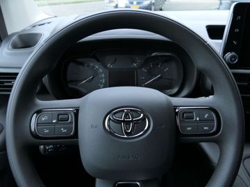 Car image 31