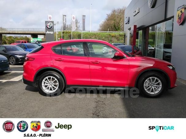 Alfa Romeo Stelvio 2.2 Diesel AT8 140 kW image number 3