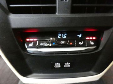 Car image 36