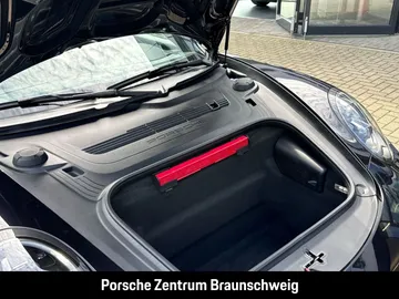 Car image 33