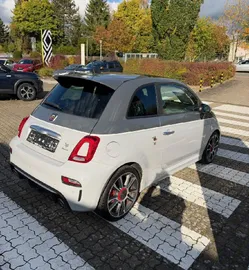 Car image 2