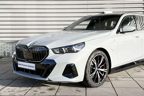 BMW 530 Touring 220 kW image number 24