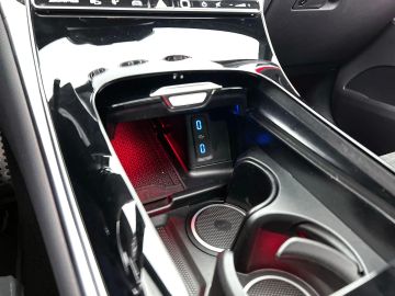 Car image 45