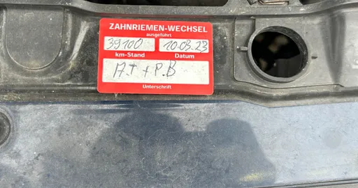 Car image 31