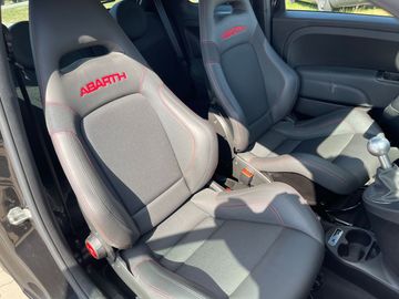Car image 24
