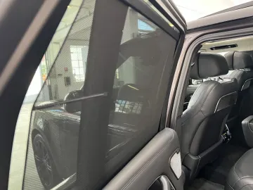 Car image 40