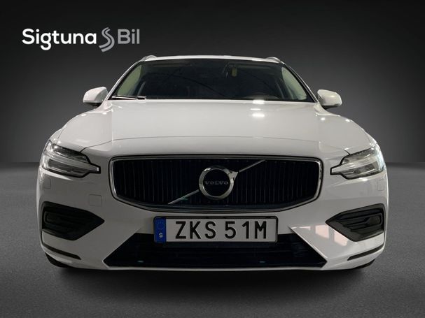 Volvo V60 D3 Momentum 110 kW image number 9