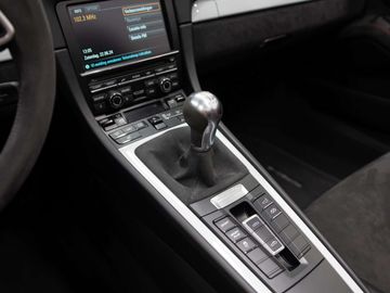 Car image 41