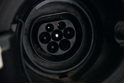 Car image 36