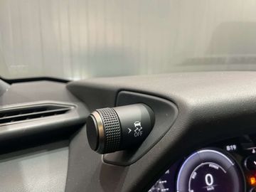 Car image 31