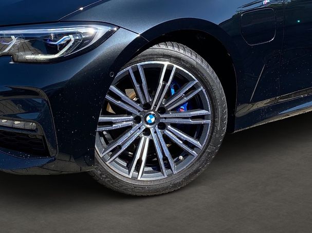 BMW 330 e Touring M Sport 215 kW image number 6