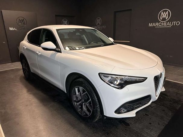 Alfa Romeo Stelvio 2.2 Diesel AT8 Q4 140 kW image number 2