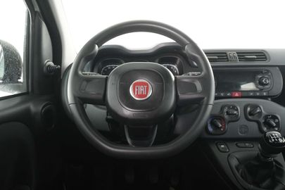 Car image 11