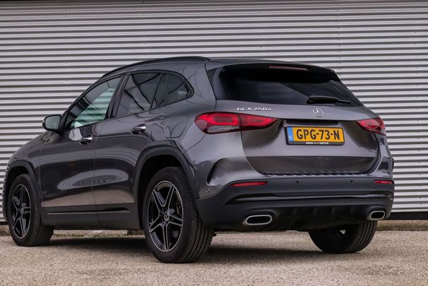 Mercedes-Benz GLA 250 e 160 kW image number 36