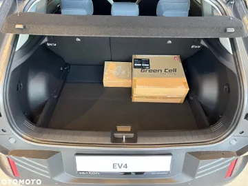 Car image 37