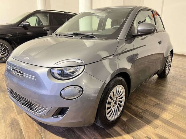 Fiat 500 e 70 kW image number 6