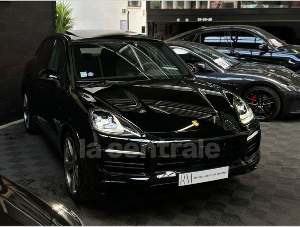 Porsche Cayenne E-Hybrid Tiptronic 340 kW image number 13