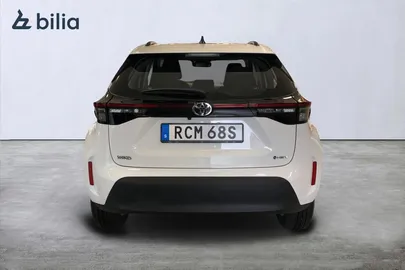 Car image 4