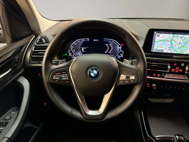 BMW X3 xDrive 137 kW image number 12